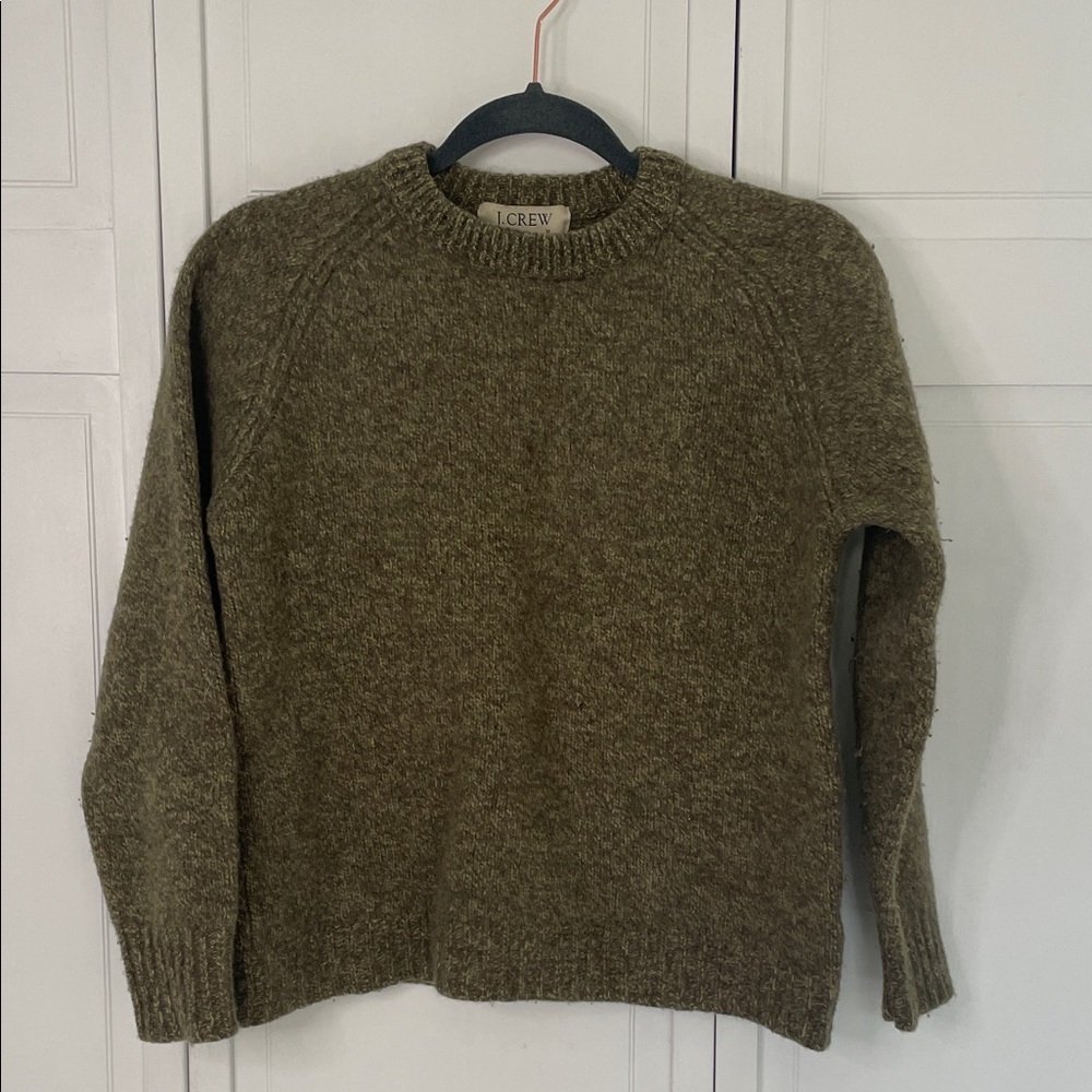 100% Wool Vintage J. Crew Women’s Moss Green Crewneck Sweater
